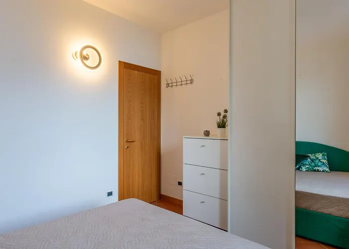 La Baia By Interhome Cremia