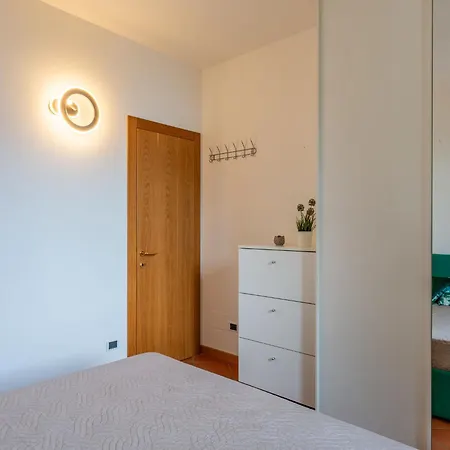 La Baia By Interhome Cremia